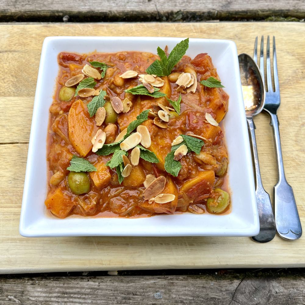 Frozen: Butternut Squash tagine with green olives, cannellini beans and rose harissa. Serves two.