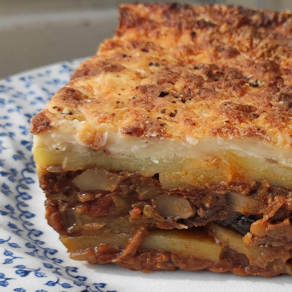 Frozen: Chestnut mushroom and puy lentil moussaka with pecorino & aubergine. Vegetarian. Serves 4-6