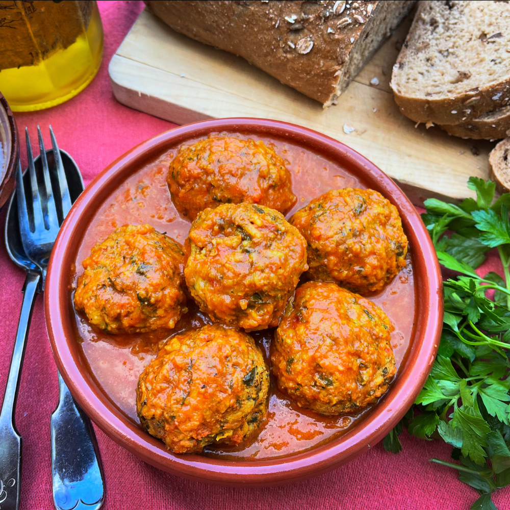 Frozen: Persian lamb, coriander and rice kofta in spiced tomato sauce. Serves two