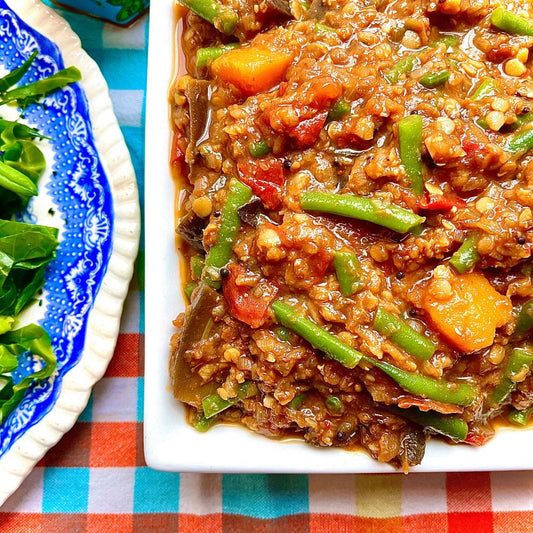 Frozen: Aubergine, butternut squash and red lentil sambhar with green beans. Vegan. Serves two/three