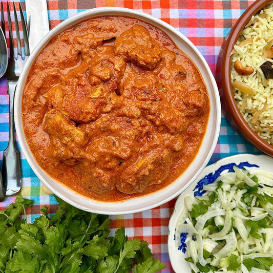 Frozen: Tandoori marinated butter chicken with cardamom, bay and cinnamon. Serves two.