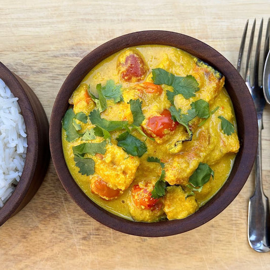 Frozen: Thai squash, tomato and cashew curry with tamarind and chilli. Vegan. Serves two